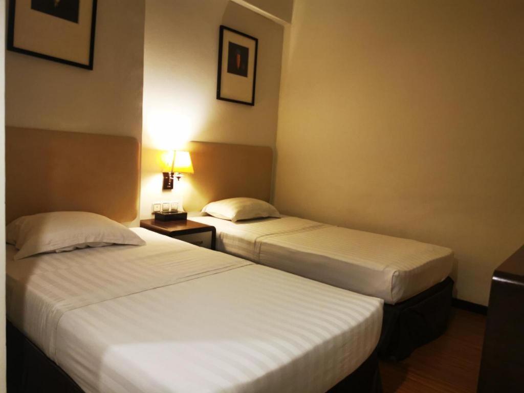 Ritz Garden Hotel ايبوه المظهر الخارجي الصورة