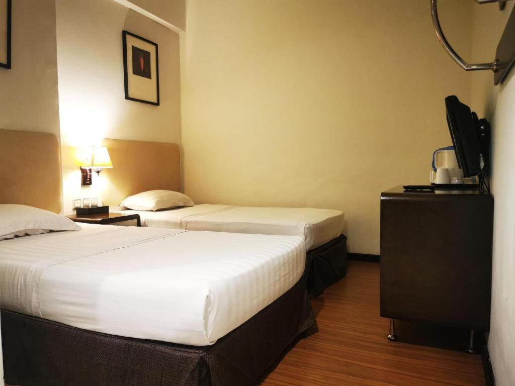 Ritz Garden Hotel ايبوه المظهر الخارجي الصورة
